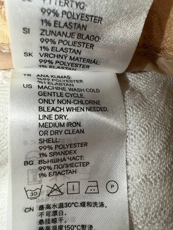 H&M Multicolor Abstract A-Line Skirt in Coral, Yellow & Blue - Picture 8 of 10